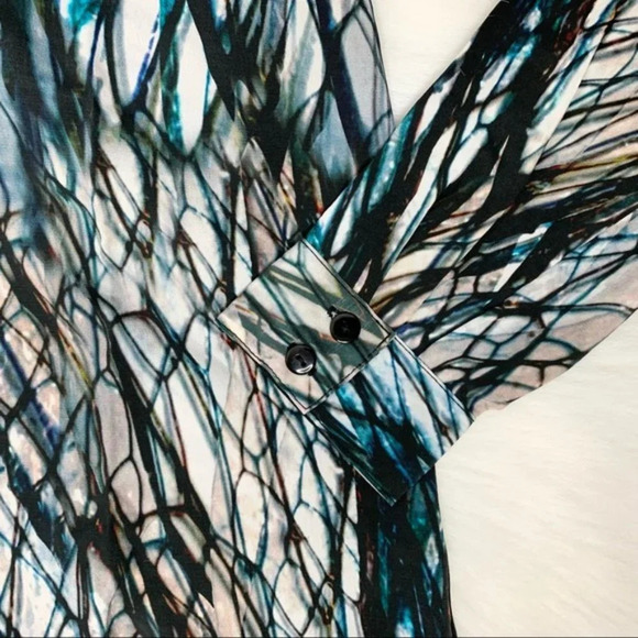 Charlie Jade Blouse silk sheer open back cut out print long sleeve Size small - Picture 9 of 13